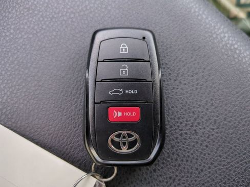Used 2026 Toyota Camry SE w/ Convenience Package FWD image 26