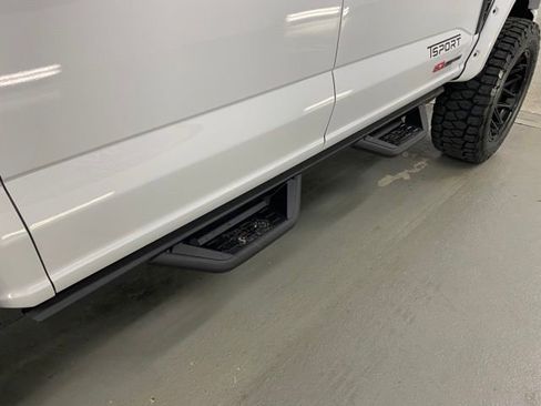 New 2025 Ford F250 Lariat w/ Lariat Ultimate Package image 8