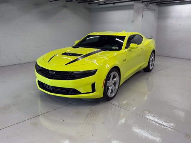 Used 2021 Chevrolet Camaro LT RWD image 1