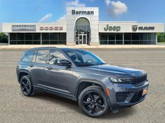 Certified 2022 Jeep Grand Cherokee Altitude video 1