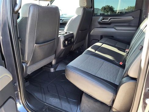 Used 2023 Chevrolet Silverado 1500 ZR2 w/ Technology Package image 14