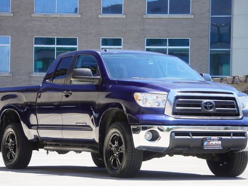 Used 2011 Toyota Tundra 4x4 Double Cab w/ TRD Off-Road Pkg image 20