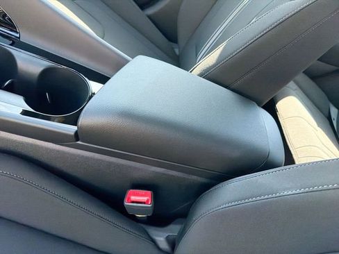 New 2026 Hyundai Elantra SEL Sport Premium FWD image 24
