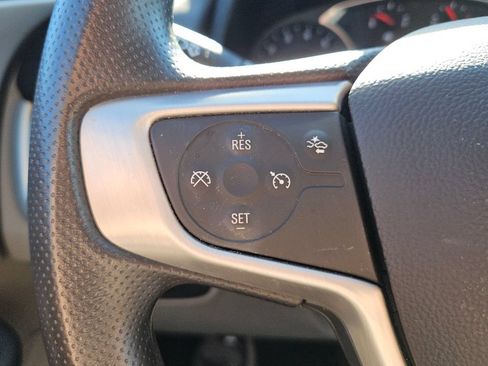 Used 2024 GMC Terrain SLE w/ Driver Convenience Package FWD image 21