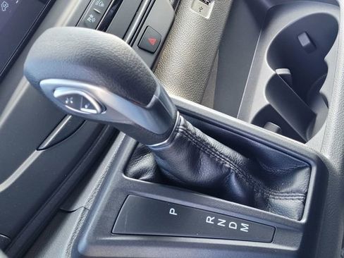 New 2026 Ford Transit 250 148 Medium Roof RWD image 20