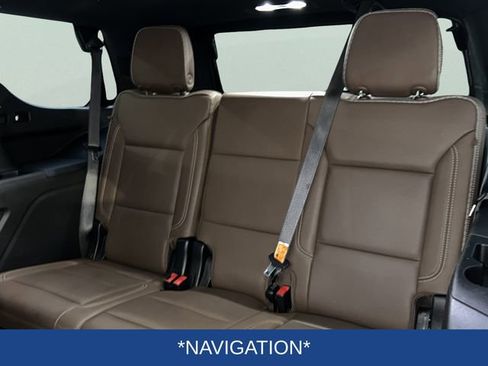 Used 2023 Chevrolet Tahoe High Country w/ Advanced Technology Package image 18