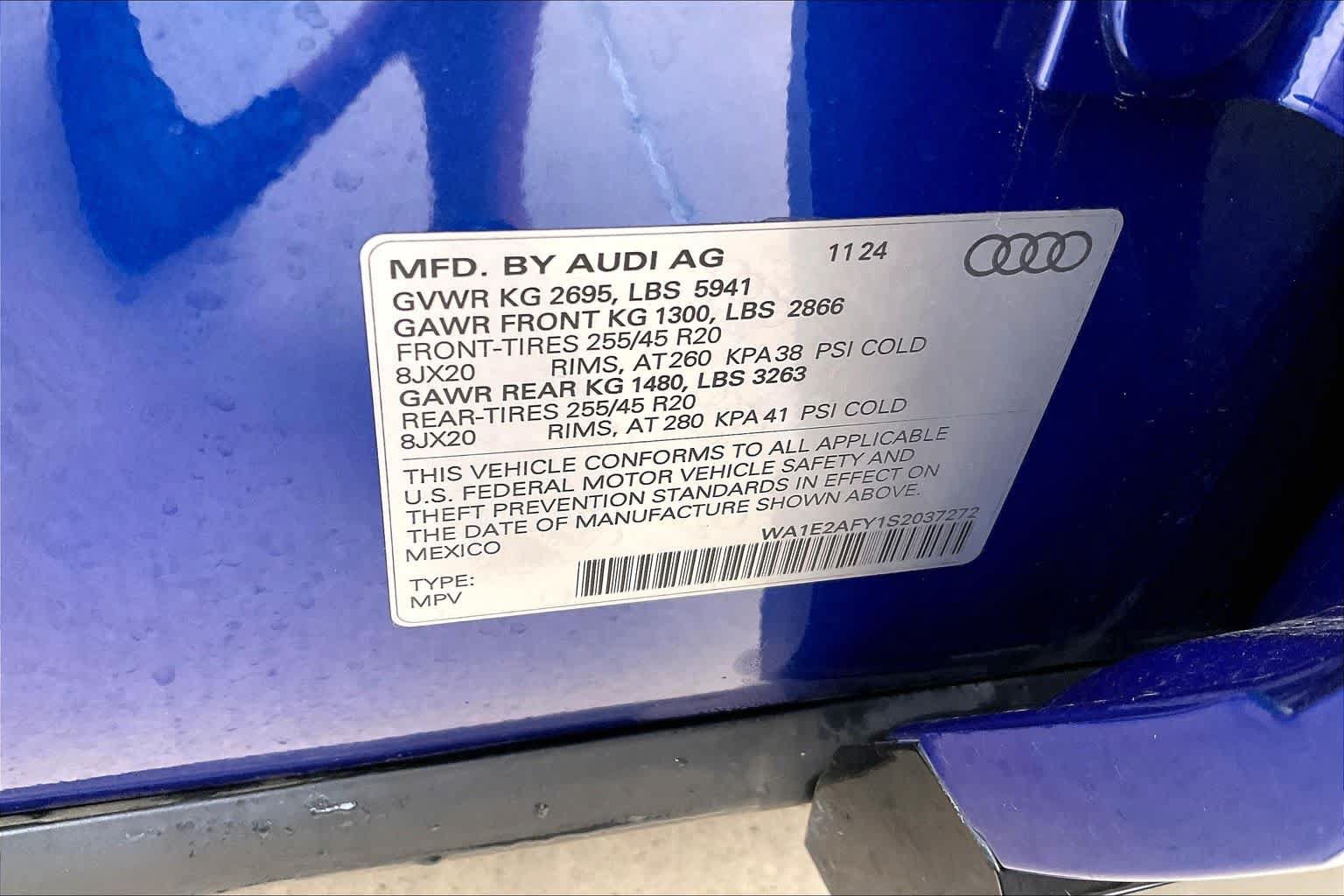 Used 2025 Audi Q5 e Premium Plus w/ Premium Plus Package AWD/4WD image 35