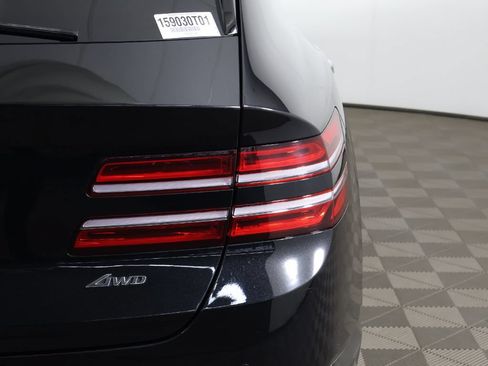 Used 2024 Genesis GV80 2.5T AWD/4WD image 16