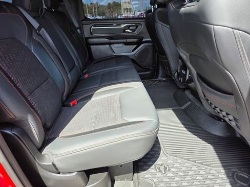 Used 2022 RAM 1500 Big Horn w/ Built-to-serve Edition image 13