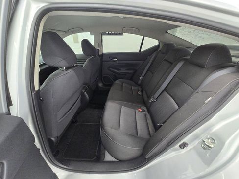 Used 2020 Nissan Altima 2.5 S FWD image 13