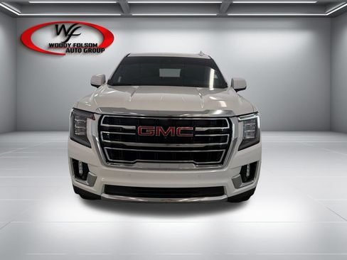 Used 2023 GMC Yukon XL SLT w/ SLT Premium Package RWD image 2