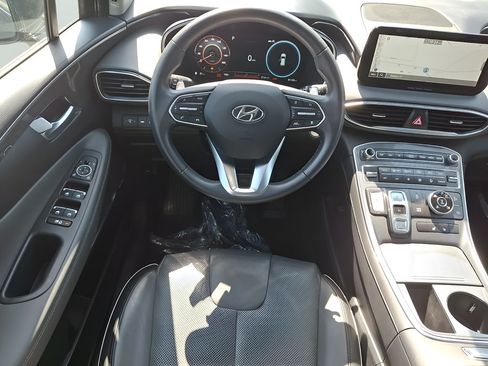 Used 2022 Hyundai Santa Fe SEL w/ Convenience + Premium Package AWD/4WD image 12