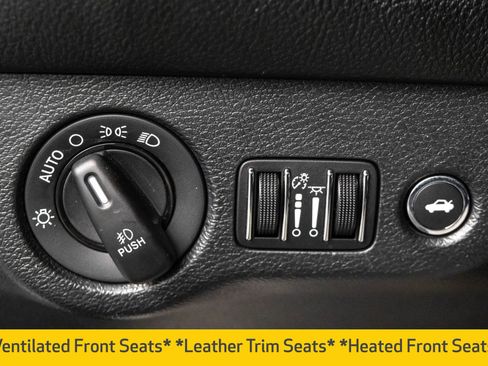 Used 2018 Dodge Challenger SXT Plus image 21