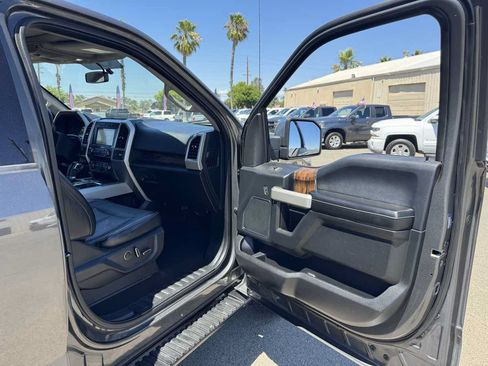 Used 2018 Ford F150 Lariat AWD/4WD image 14