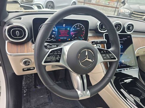 Used 2025 Mercedes-Benz C 300 Sedan image 26