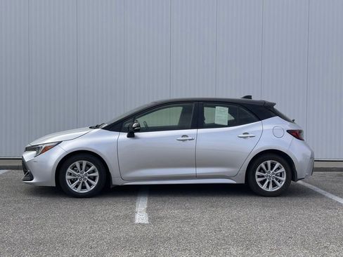 Used 2023 Toyota Corolla SE image 2