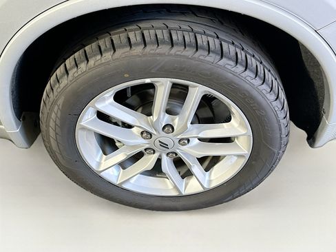 Used 2025 Dodge Durango GT AWD/4WD image 11