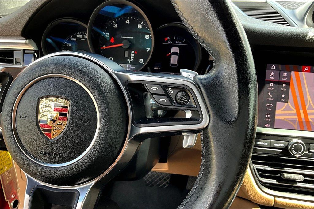 Used 2019 Porsche Macan w/ Premium Package Plus AWD/4WD image 12