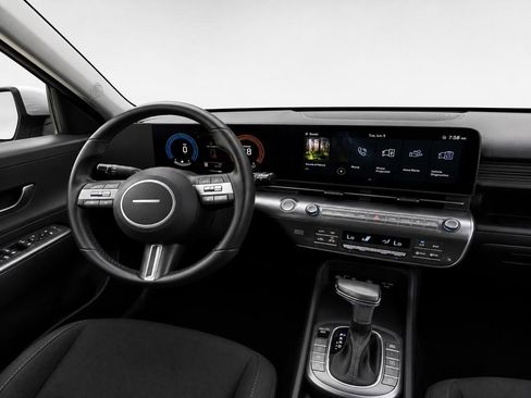 Used 2025 Hyundai Kona SEL FWD image 15