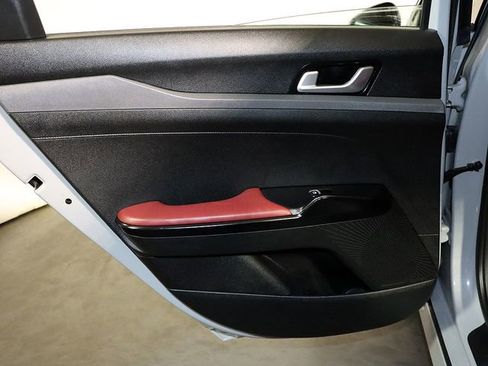 Used 2023 Kia K5 GT-Line image 27