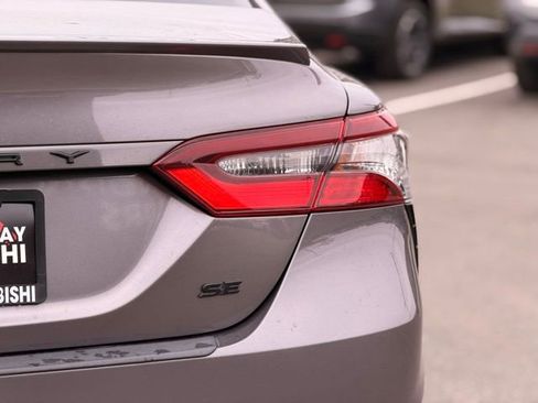 Used 2024 Toyota Camry SE FWD image 11
