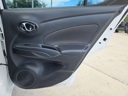 Used 2019 Nissan Versa SV FWD image 27
