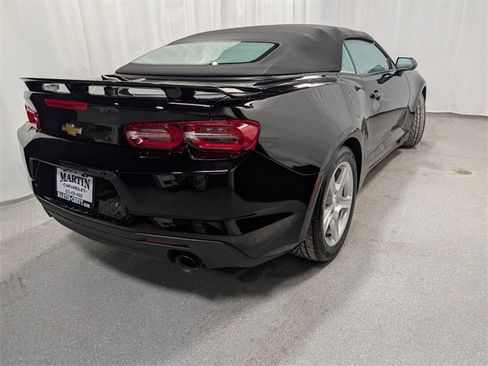 Used 2020 Chevrolet Camaro LT image 3