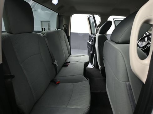 Used 2019 RAM 1500 Express w/ Express Value Package AWD/4WD image 41