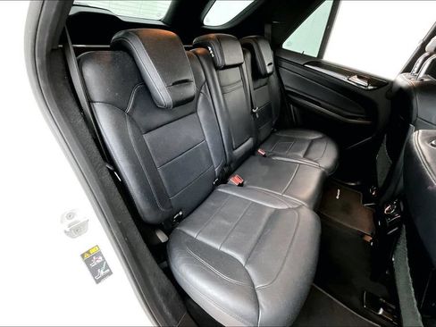 Used 2018 Mercedes-Benz GLE 43 AMG 4MATIC image 36
