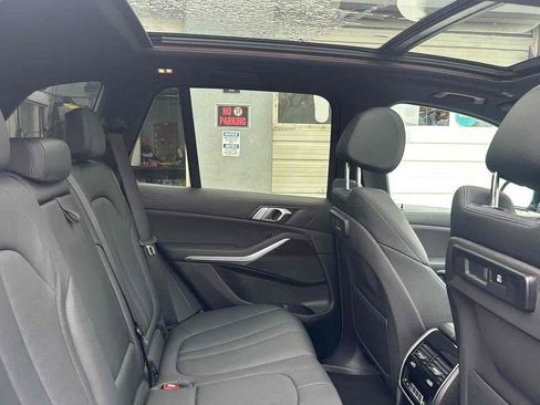 Used 2019 BMW X5 xDrive40i w/ Premium Package 2 AWD/4WD image 20