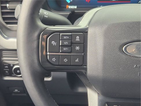Used 2025 Ford F250 Platinum AWD/4WD image 28