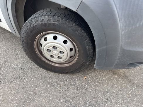 Used 2018 RAM ProMaster 2500 image 3