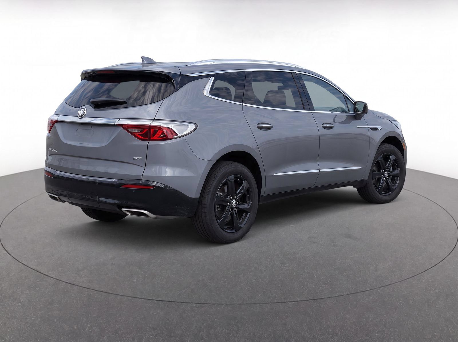 Used 2023 Buick Enclave Essence w/ Sport Touring Edition FWD image 3