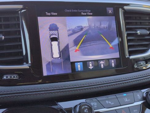 Used 2017 Chrysler Pacifica Limited w/ UConnect Theater Package image 40