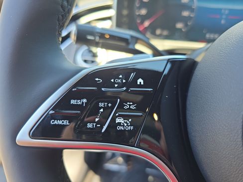 New 2026 Mercedes-Benz E 350 4MATIC Sedan image 17
