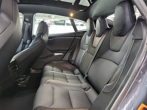 Used 2018 Tesla Model S 75D image 10