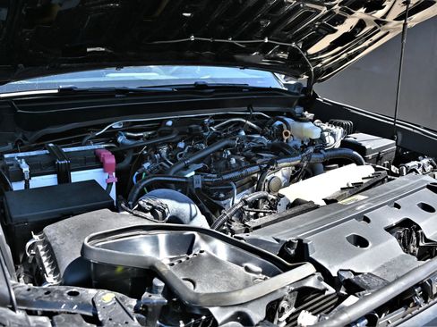 Used 2025 Toyota Tacoma SR5 image 16