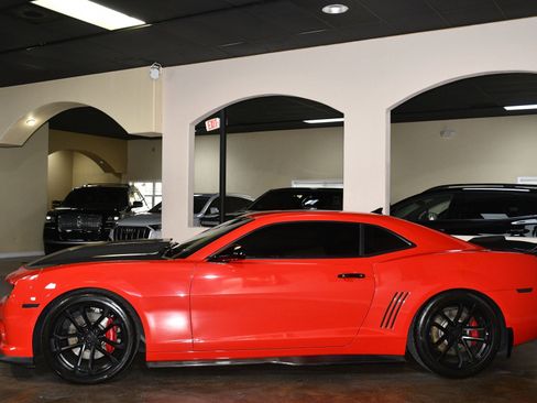 Used 2013 Chevrolet Camaro SS w/ SS Performance Package image 51