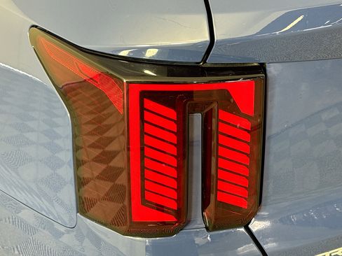 Used 2024 Kia Sorento SX Prestige w/ Olive Brown Leather Package image 35