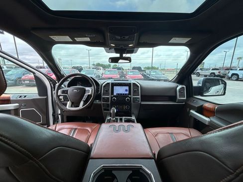 Used 2019 Ford F150 King Ranch w/ Equipment Group 601A Luxury AWD/4WD image 9