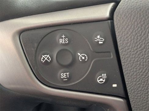 Used 2023 GMC Acadia AT4 w/ Technology Package image 17