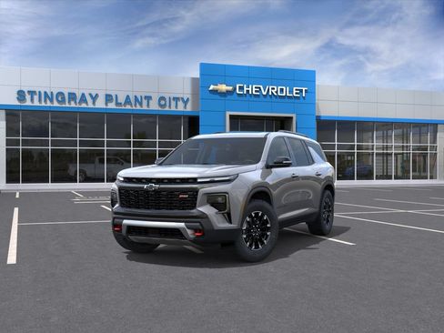 New 2026 Chevrolet Traverse Z71 w/ Driver Confidence Package AWD/4WD image 8