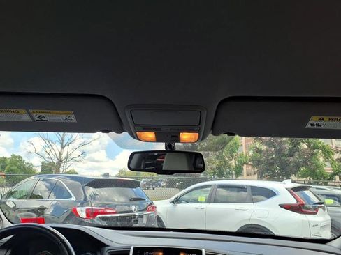 Used 2018 Honda Ridgeline RTL-T image 15