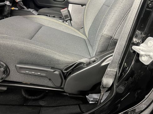 Certified 2025 Jeep Wrangler Sahara image 23