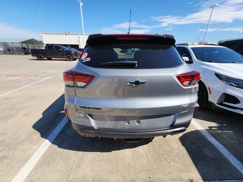 Used 2023 Chevrolet TrailBlazer RS FWD image 5