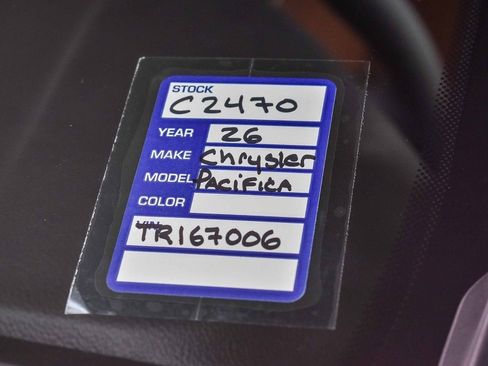 New 2026 Chrysler Pacifica Pinnacle w/ Trailer Tow Group image 28