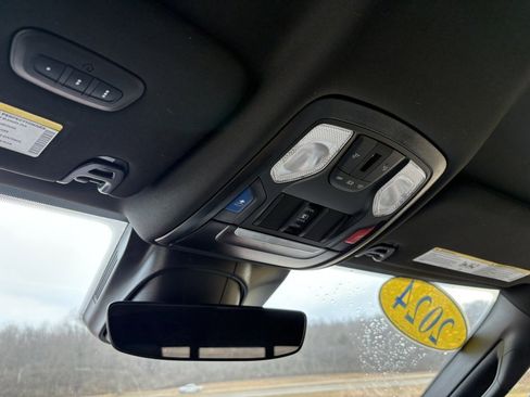 Used 2024 RAM 2500 Big Horn w/ Safety Group image 39