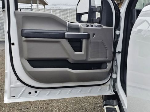 Used 2022 Ford F250 XLT w/ XLT Premium Package image 14