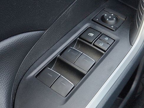 Used 2024 Toyota RAV4 XLE w/ Convenience Package FWD image 13