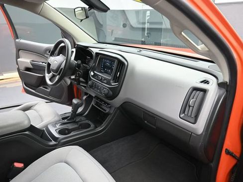Used 2019 Chevrolet Colorado W/T w/ WT Convenience Package AWD/4WD image 47